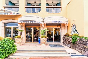 Front of property - Aragona Palace Hotel & Spa (Ischia)