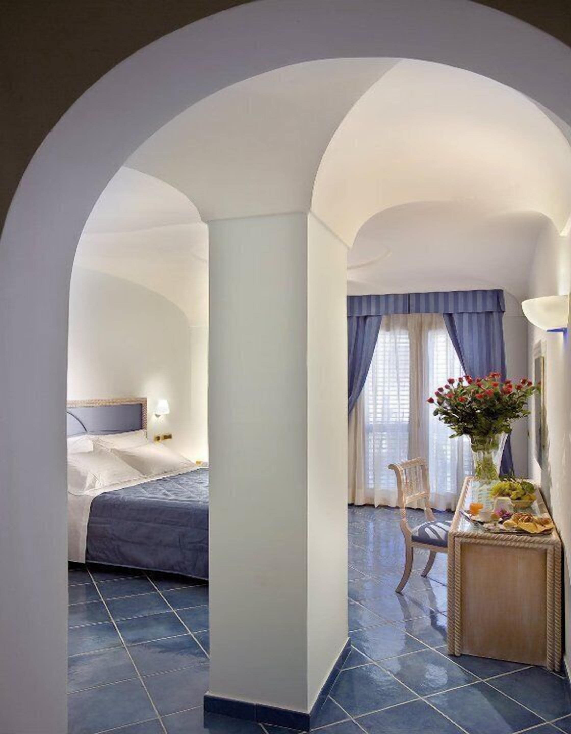 minibar, in-room safe, desk, soundproofing