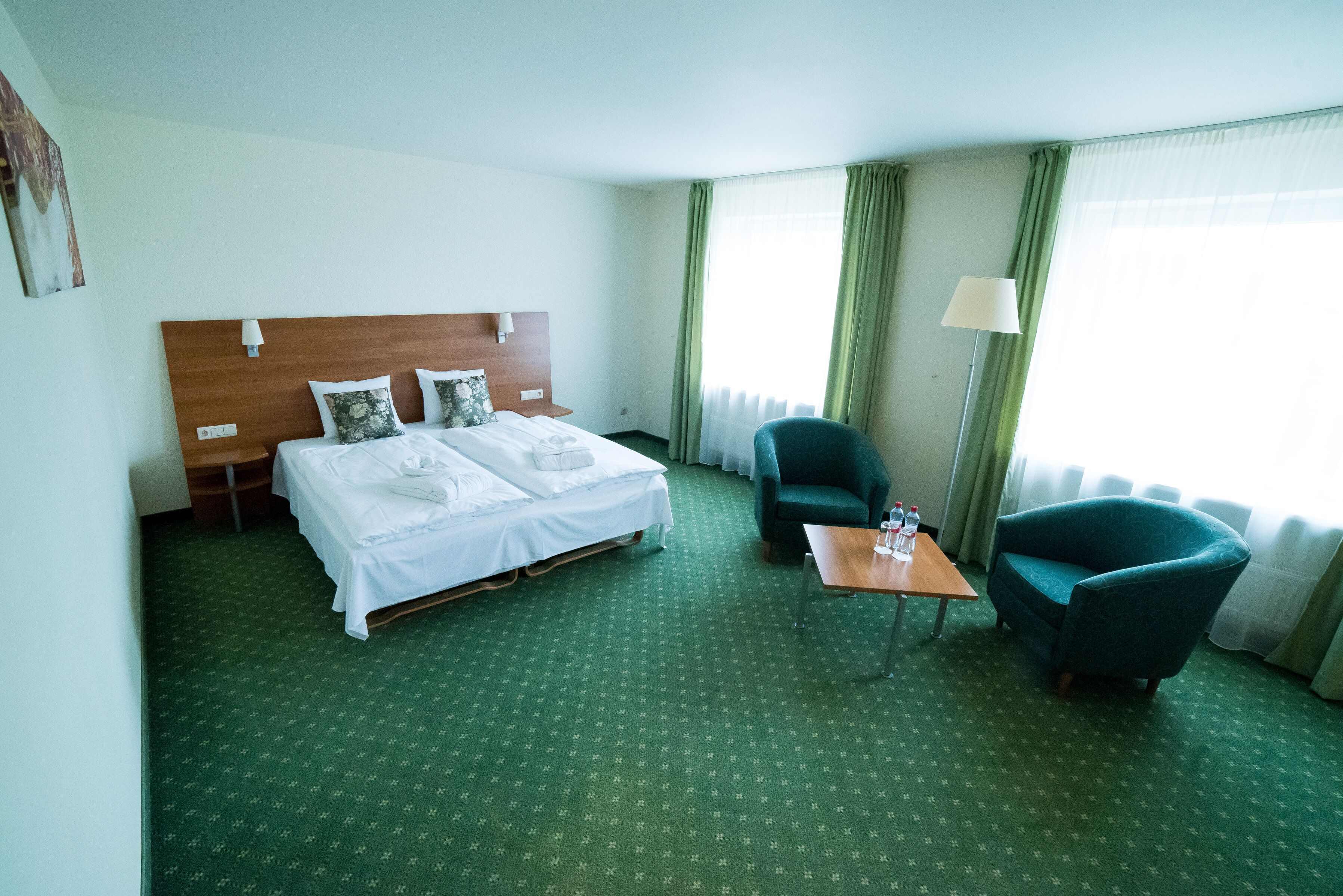 Junior Suite | Free cribs/infant beds, free WiFi, bed sheets