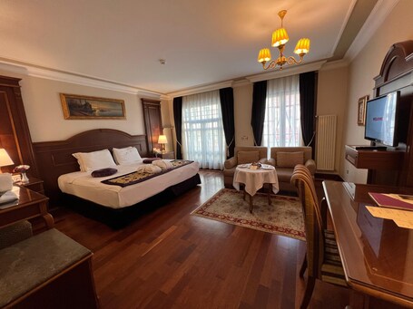 GLK PREMIER Regency Suites Spa Special Class - Image 58