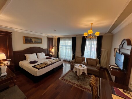 GLK PREMIER Regency Suites Spa Special Class - Image 56