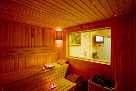 GLK PREMIER Regency Suites Spa Special Class - Image 44