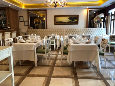 GLK PREMIER Regency Suites Spa Special Class - Image 66