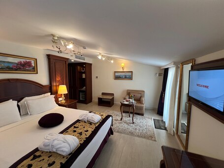 GLK PREMIER Regency Suites Spa Special Class - Image 37