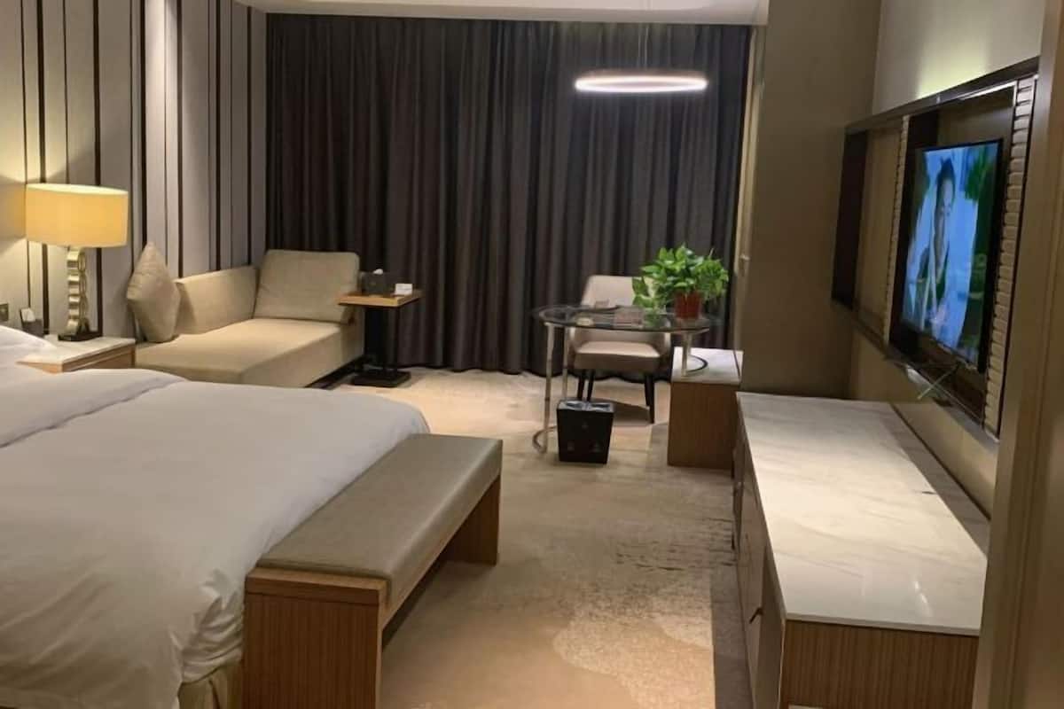 In-room safe, desk, blackout curtains, soundproofing