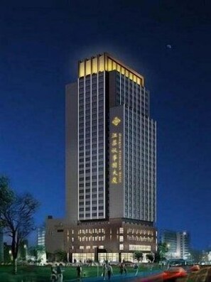 Front of property - evening/night