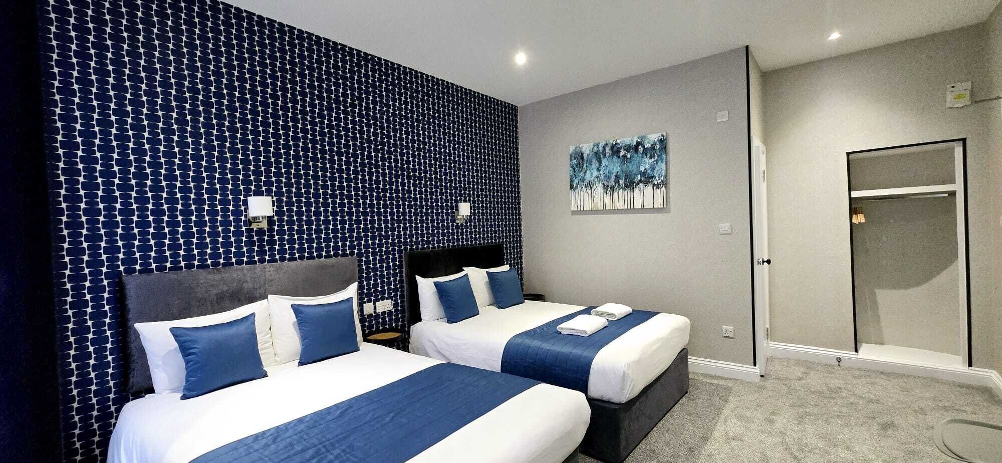Quadruple Room Ensuite | Hypo-allergenic bedding, free WiFi, bed sheets
