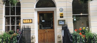 George Hotel