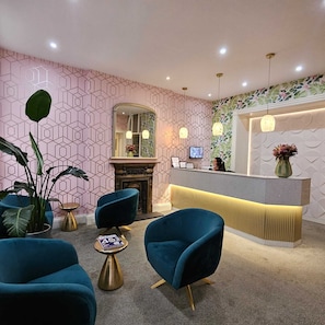 Reception - George Hotel (London)