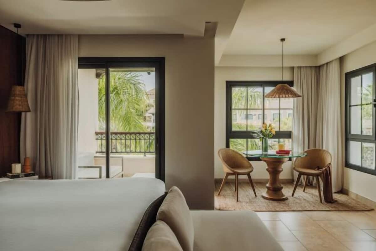 Literie de qualité supérieure, couette en duvet d'oie, minibar