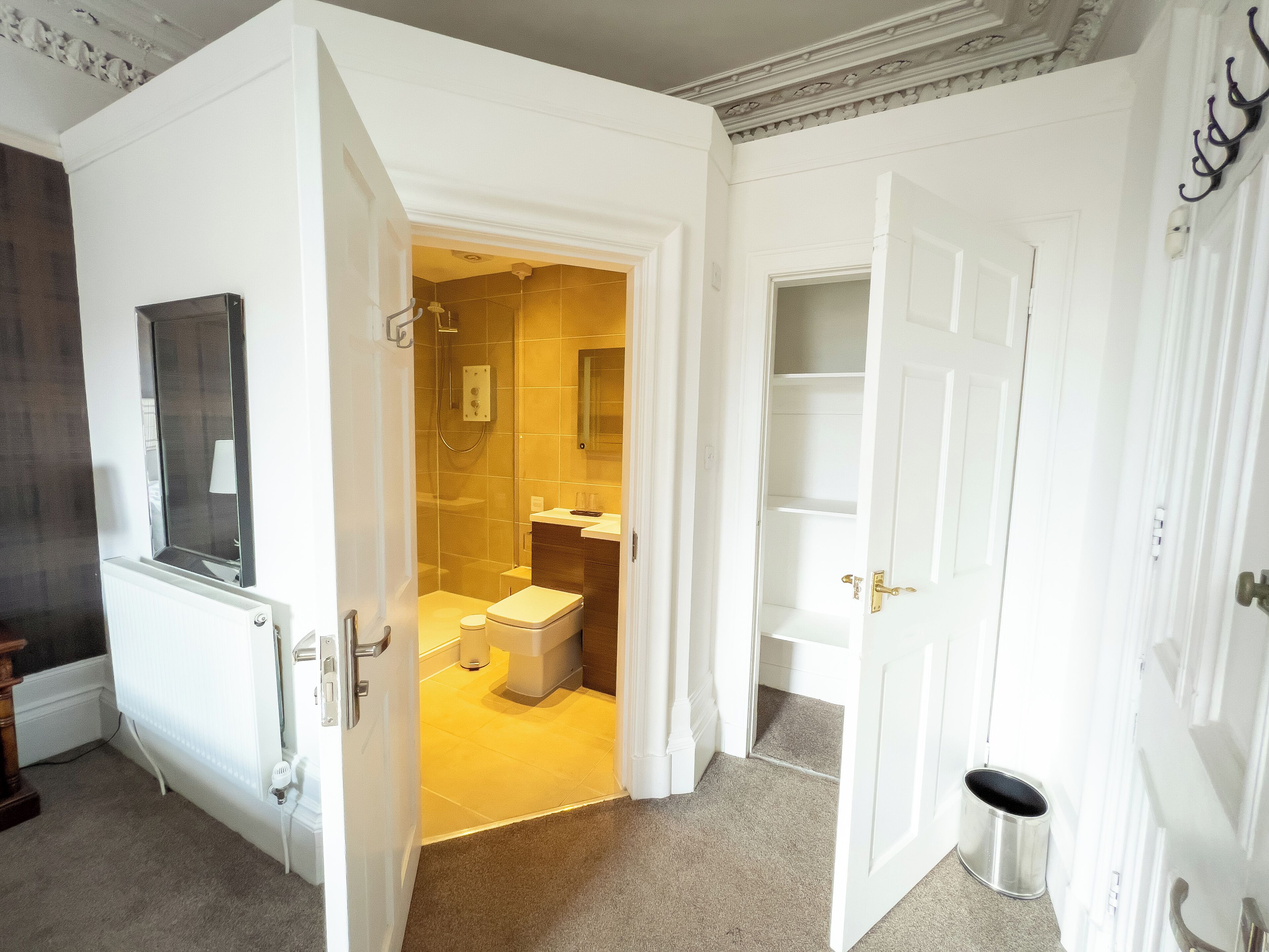 Deluxe Double Room, 1 King Bed | Premium bedding, individually decorated, individually furnished