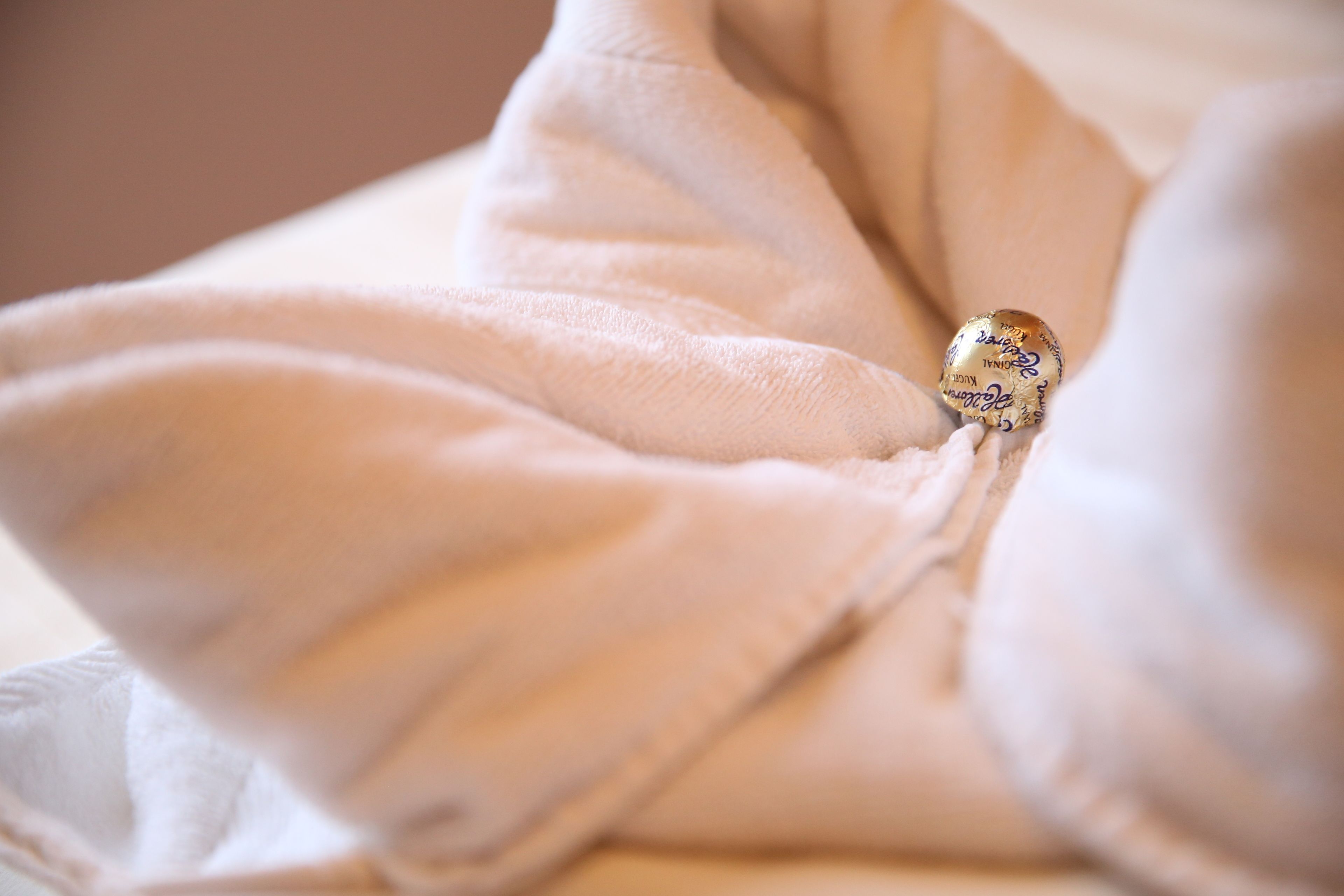 double room | minibar, desk, free wifi, bed sheets