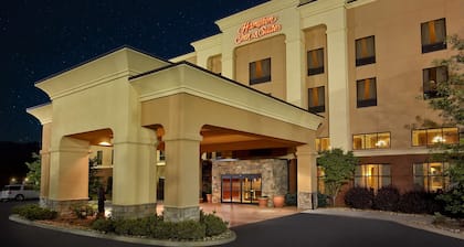 Hampton Inn & Suites Sevierville @ Stadium Drive