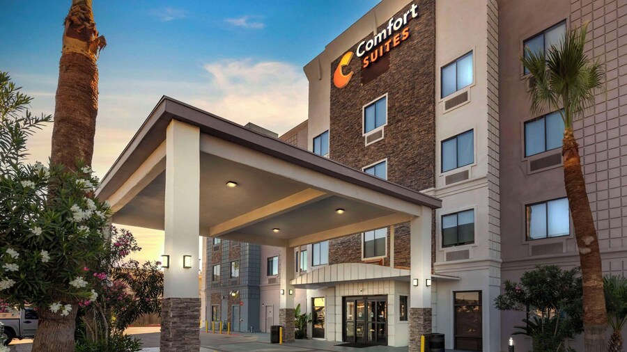 Comfort Suites