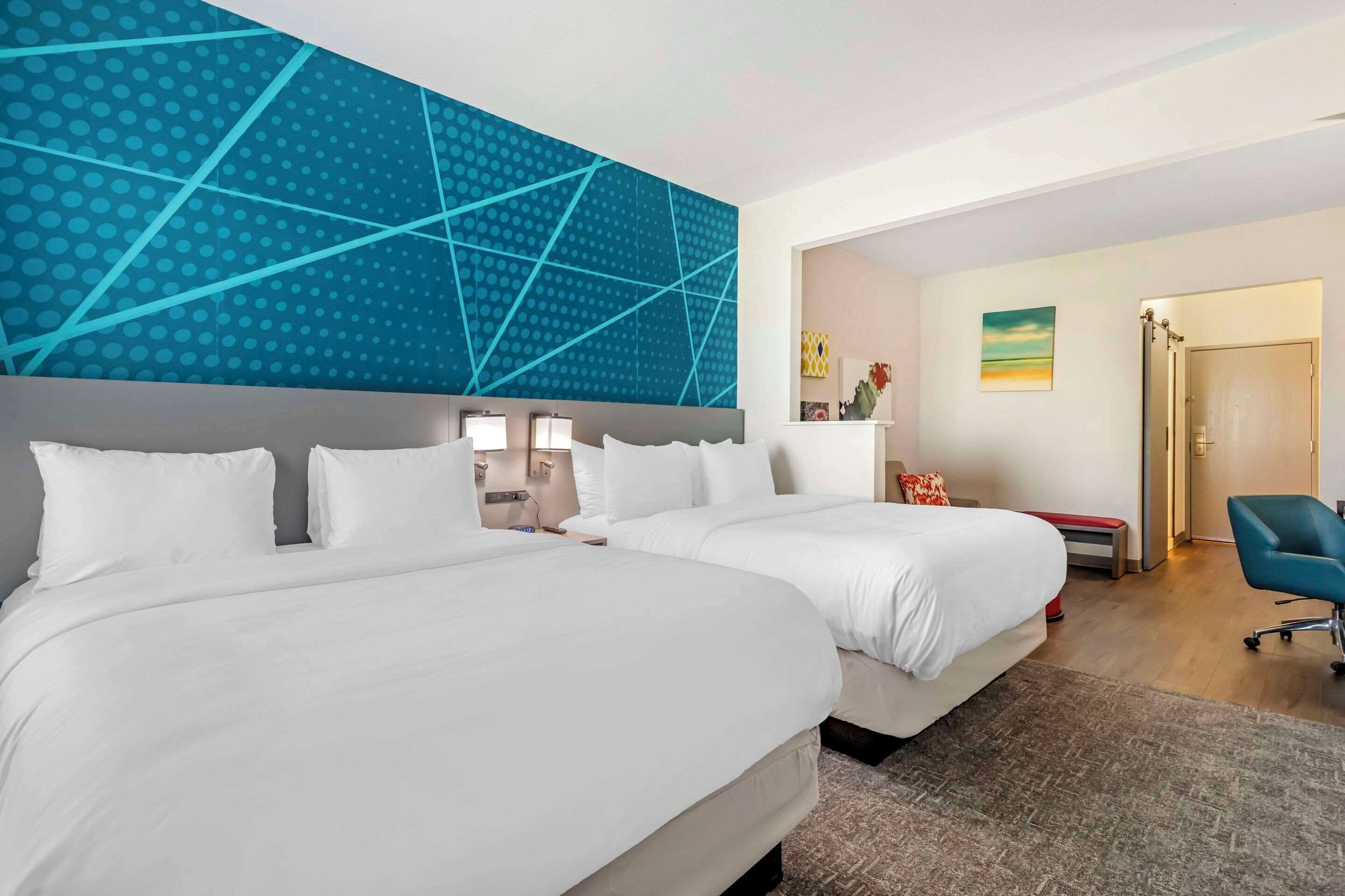 Suite, Multiple Beds, Non Smoking | Premium bedding, down duvets, Select Comfort beds