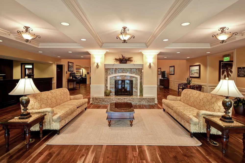 Homewood Suites by Hilton Charleston Airport