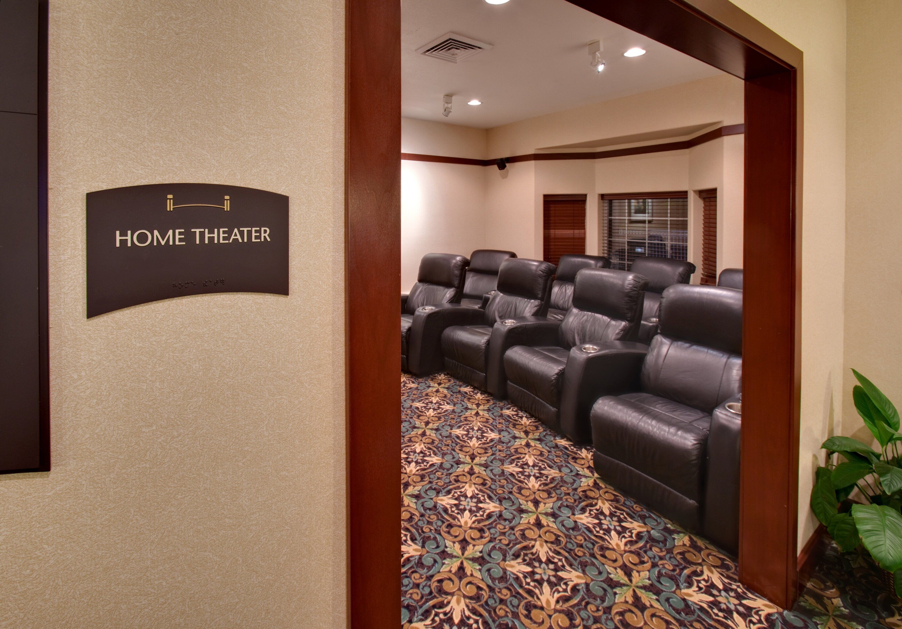 Foto - Staybridge Suites Rockford by IHG