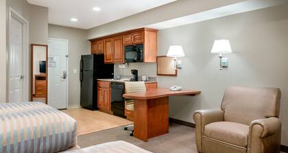 Candlewood Suites LAX Hawthorne by IHG