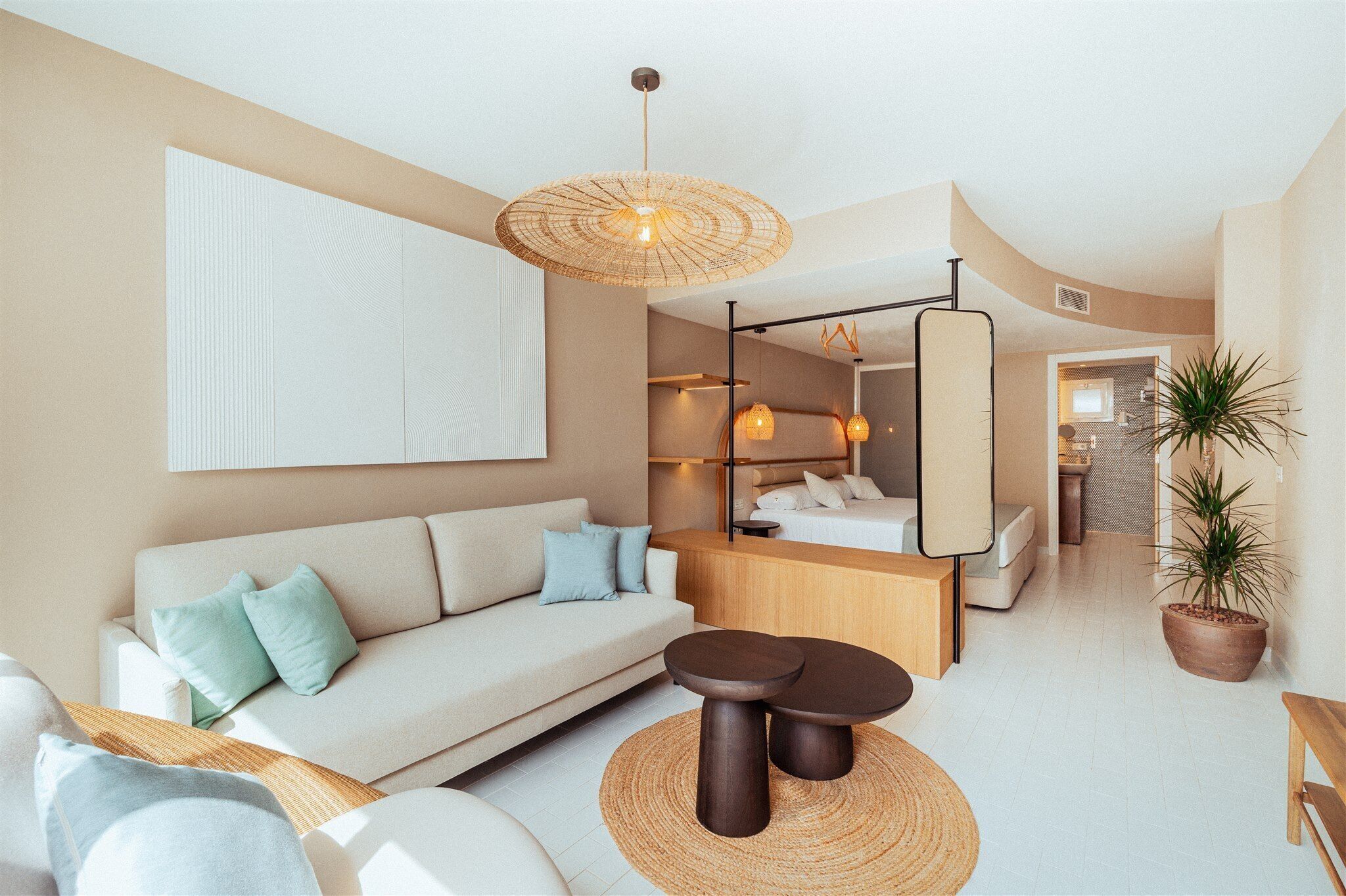 Suite estudio Deluxe, terraza | Caja fuerte, escritorio, espacio para trabajar con un portátil
