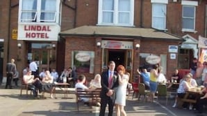 Front of property - Lindal Hotel (Harrow)