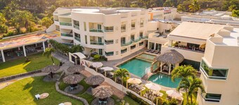 Artisan Playa Esmeralda Family Beach Hotel