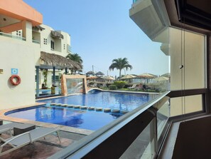 Pemandangan dari properti