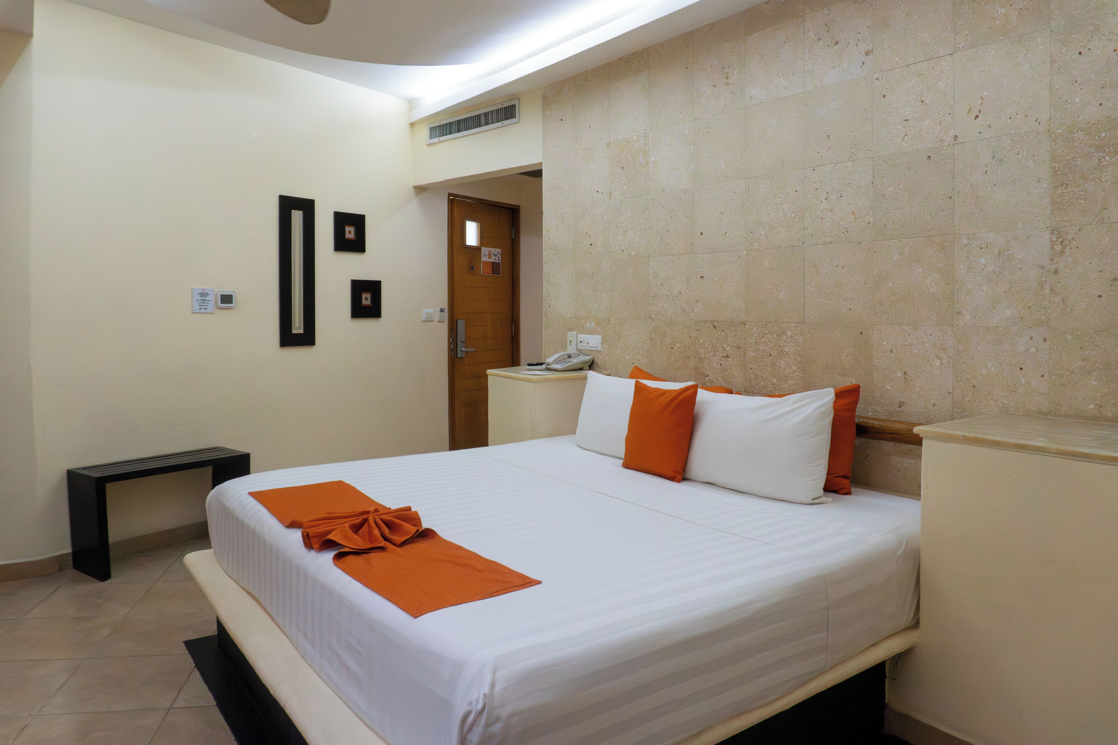 Standard Room | In-room safe, individually furnished, laptop workspace, blackout drapes