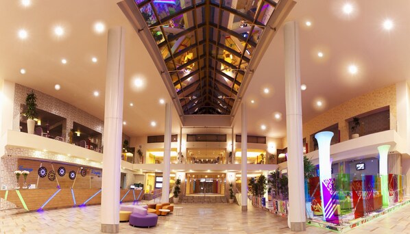 Reception - RIN Grand (Bucharest)