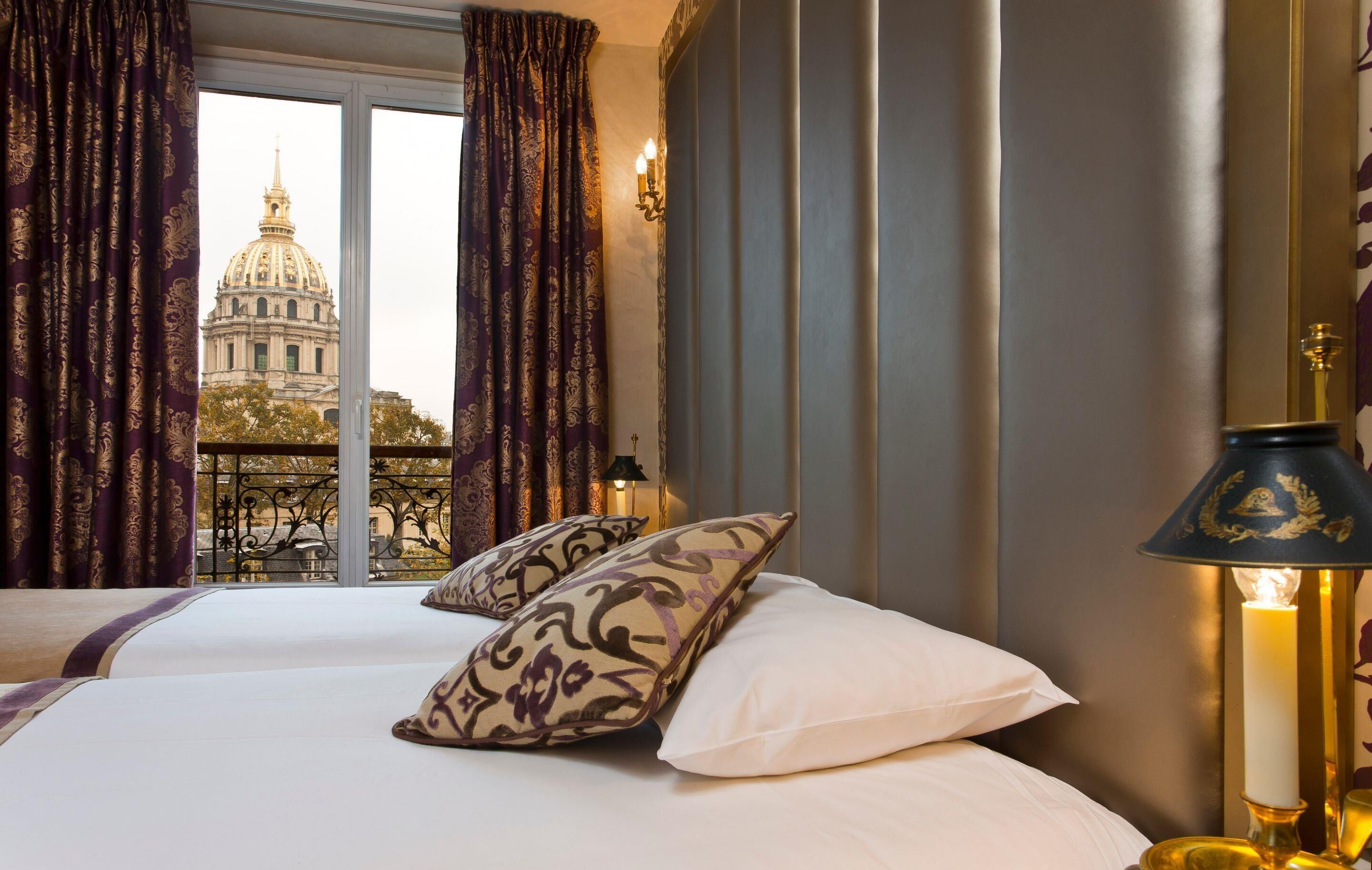 Photo - Hotel de L'Empereur by Malone