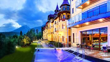 Indoor pool, outdoor pool, sun loungers