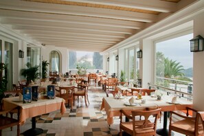 Restaurant - Hotel Villa Guadalupe (Málaga)