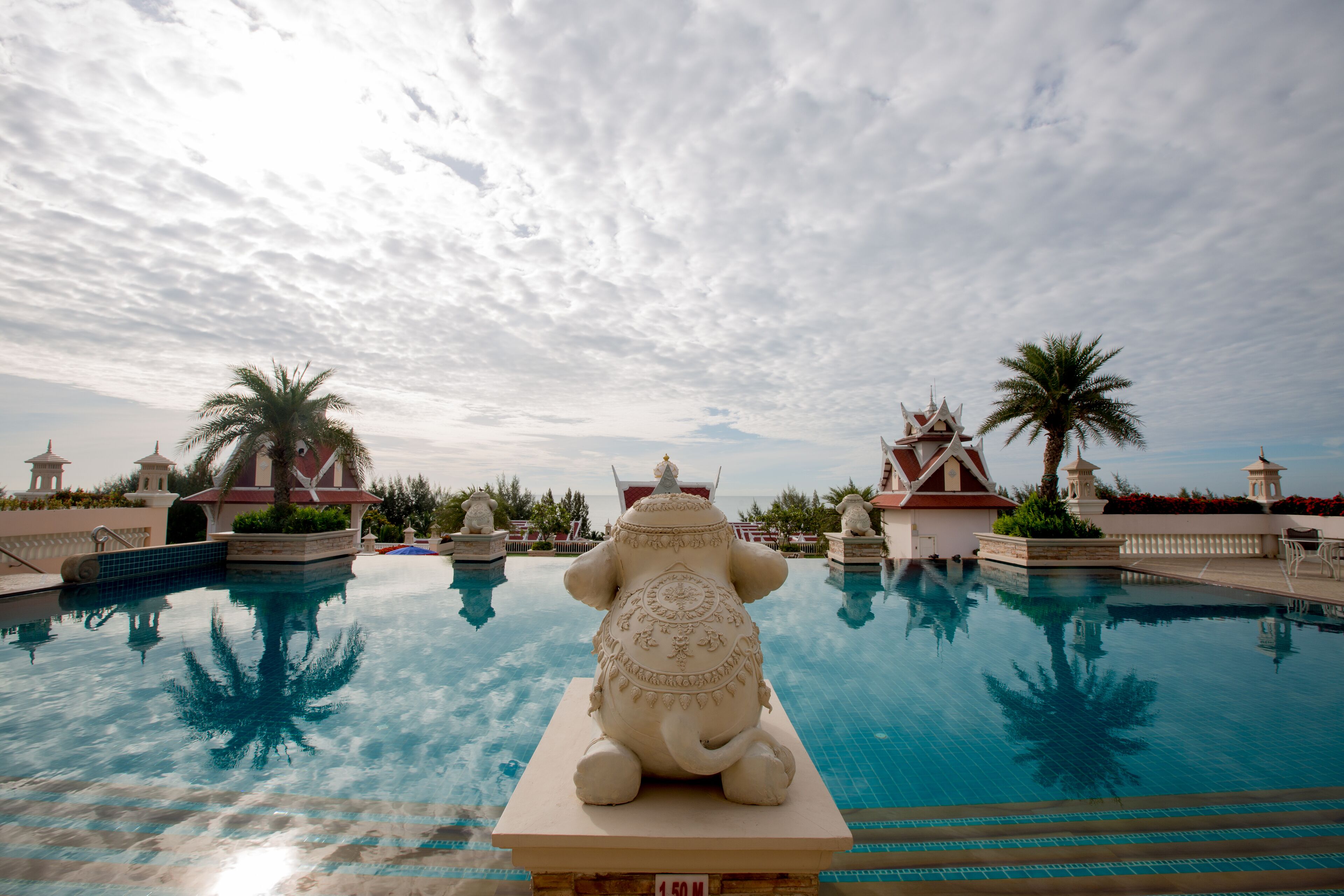 3 outdoor pools, pool umbrellas