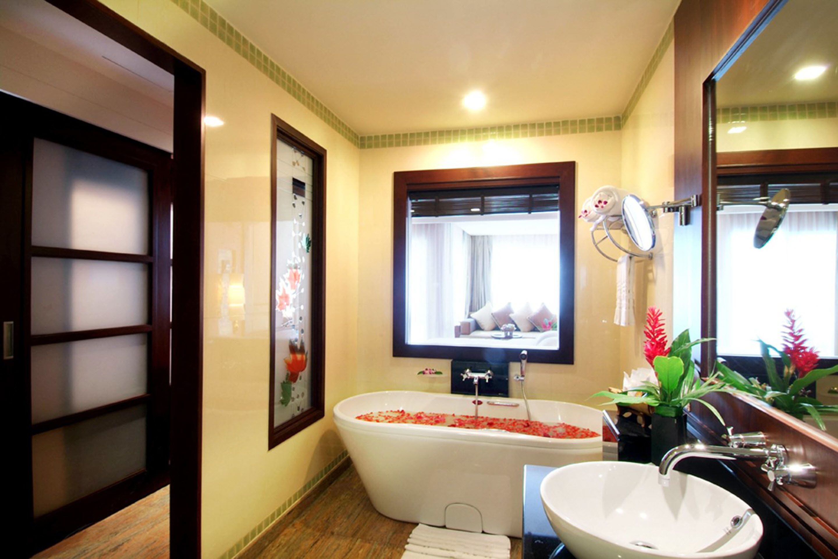 separate bathtub and shower, free toiletries, hair dryer, bathrobes