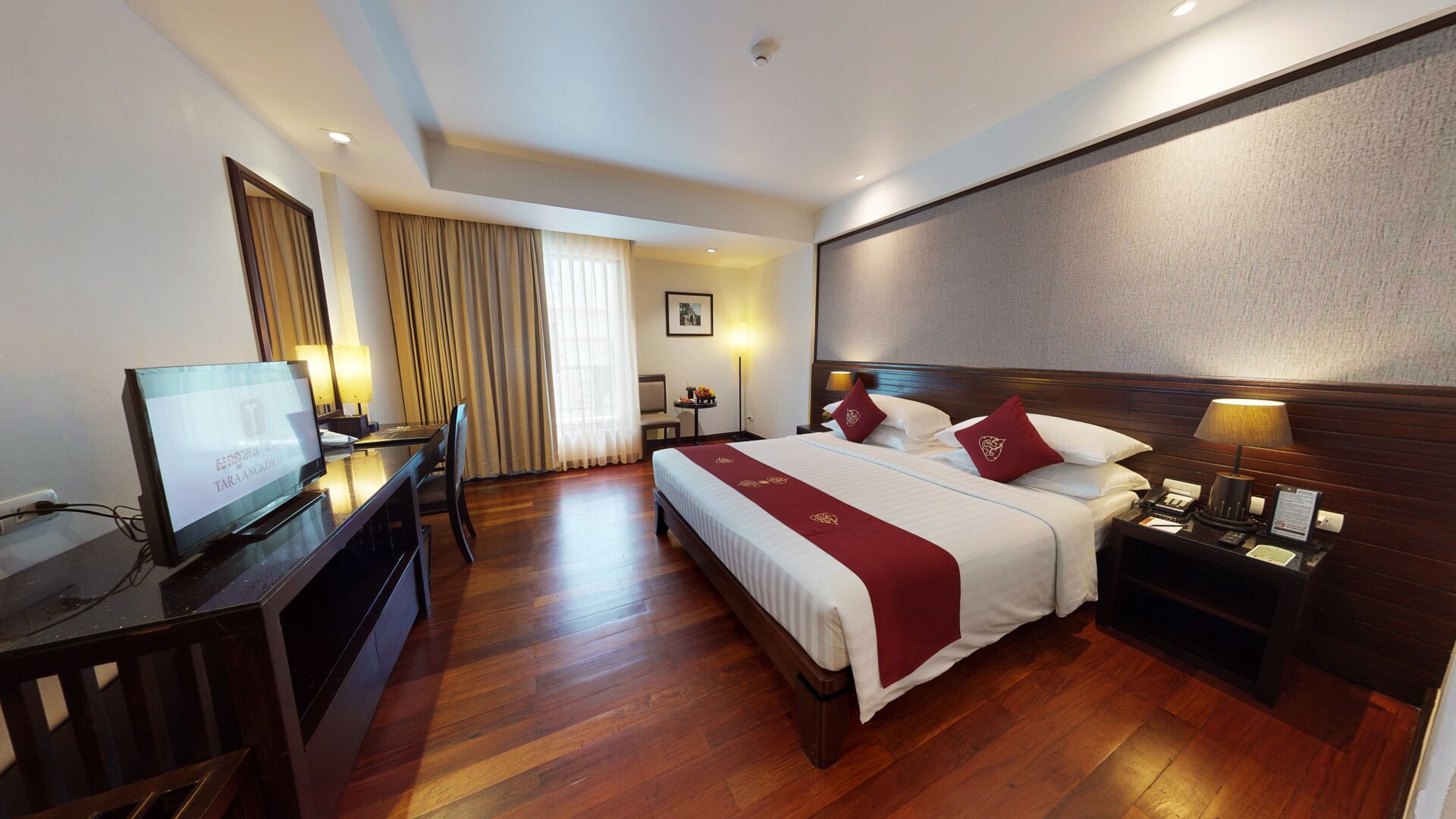 Premium bedding, pillowtop beds, minibar, in-room safe