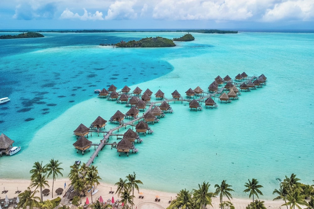 InterContinental Bora Bora Le Moana Resort by IHG