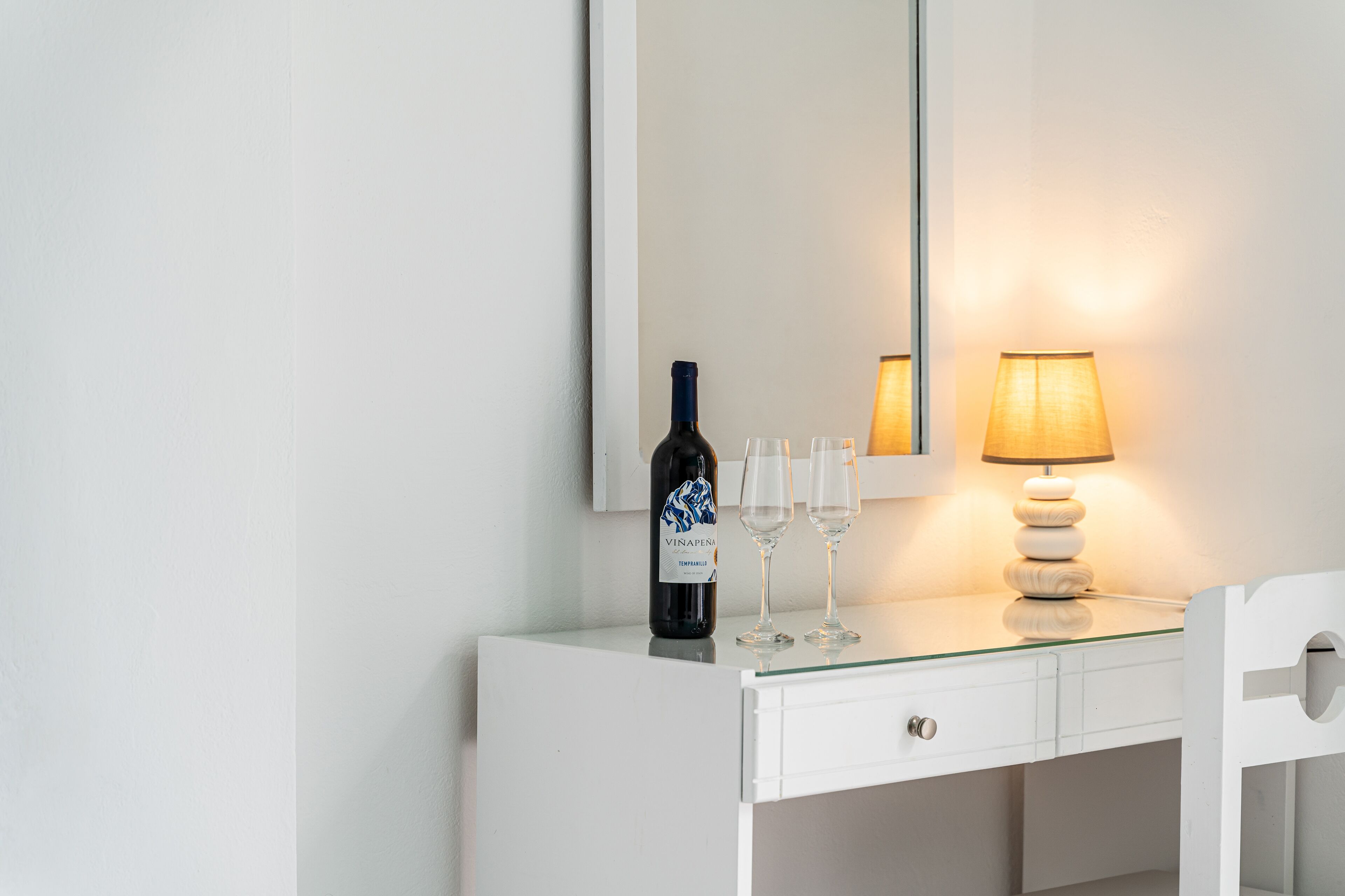 desk, soundproofing, free wifi, bed sheets