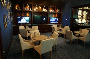Cocktail bar