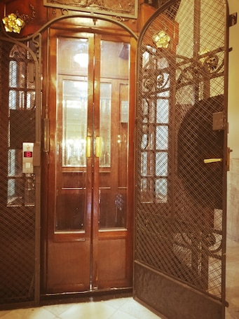 Elevator
