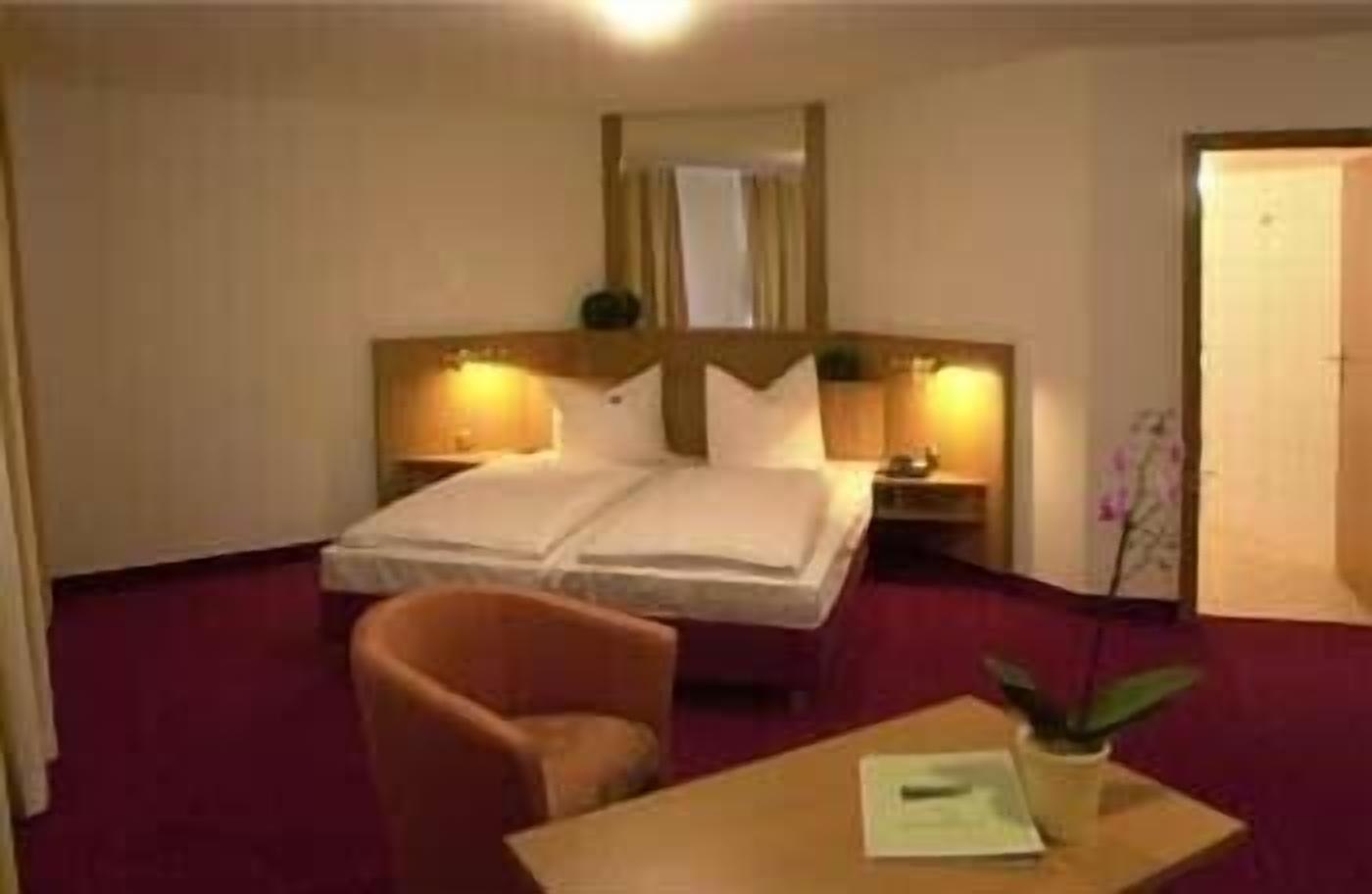 Select Comfort beds, minibar, in-room safe, individually decorated