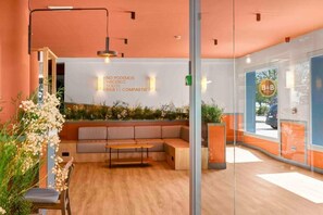 Lobby - B&B Hotel Figueres  (Figueres)