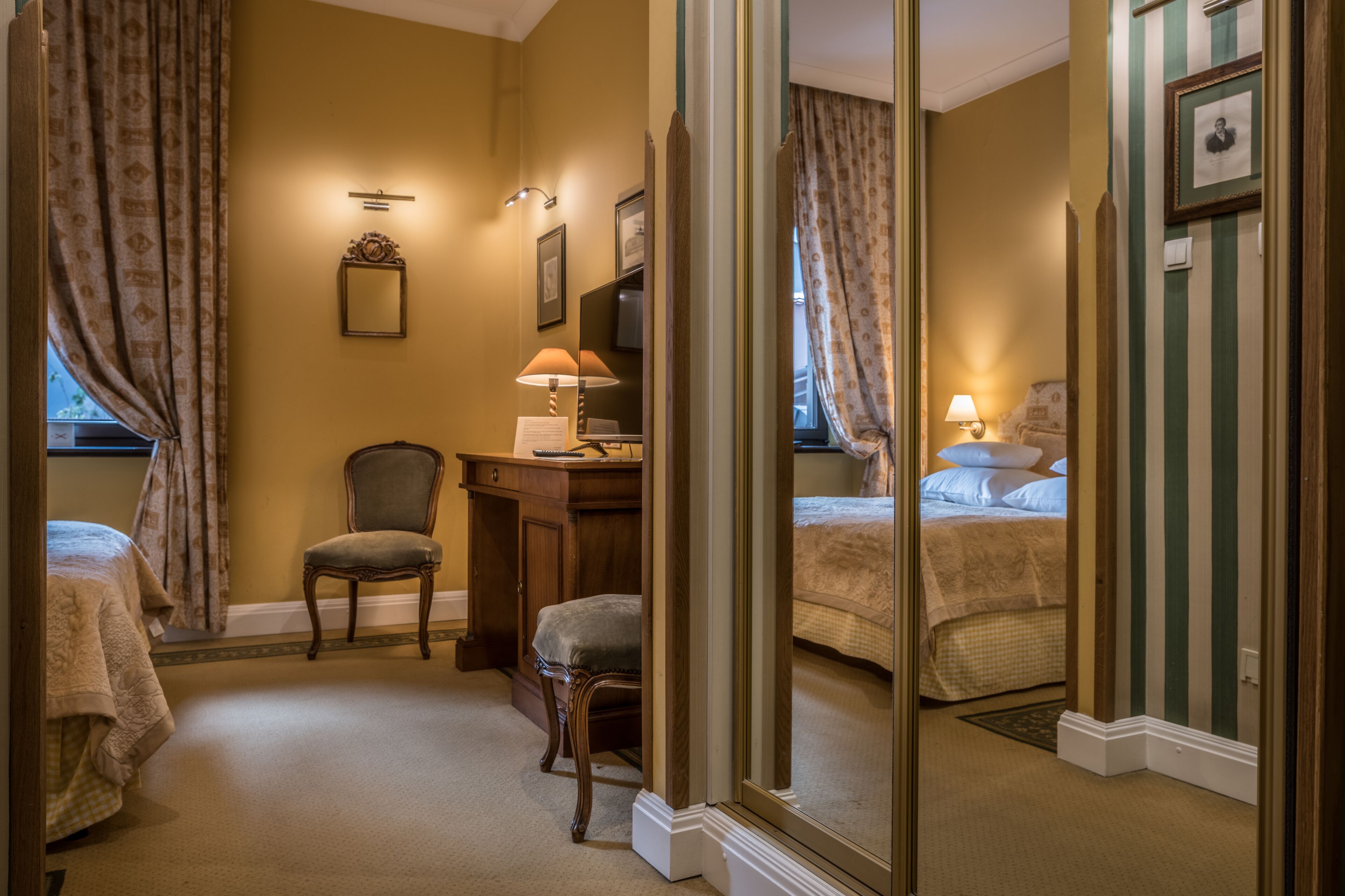 standard double room | hypo-allergenic bedding, minibar, in-room safe, individually decorated