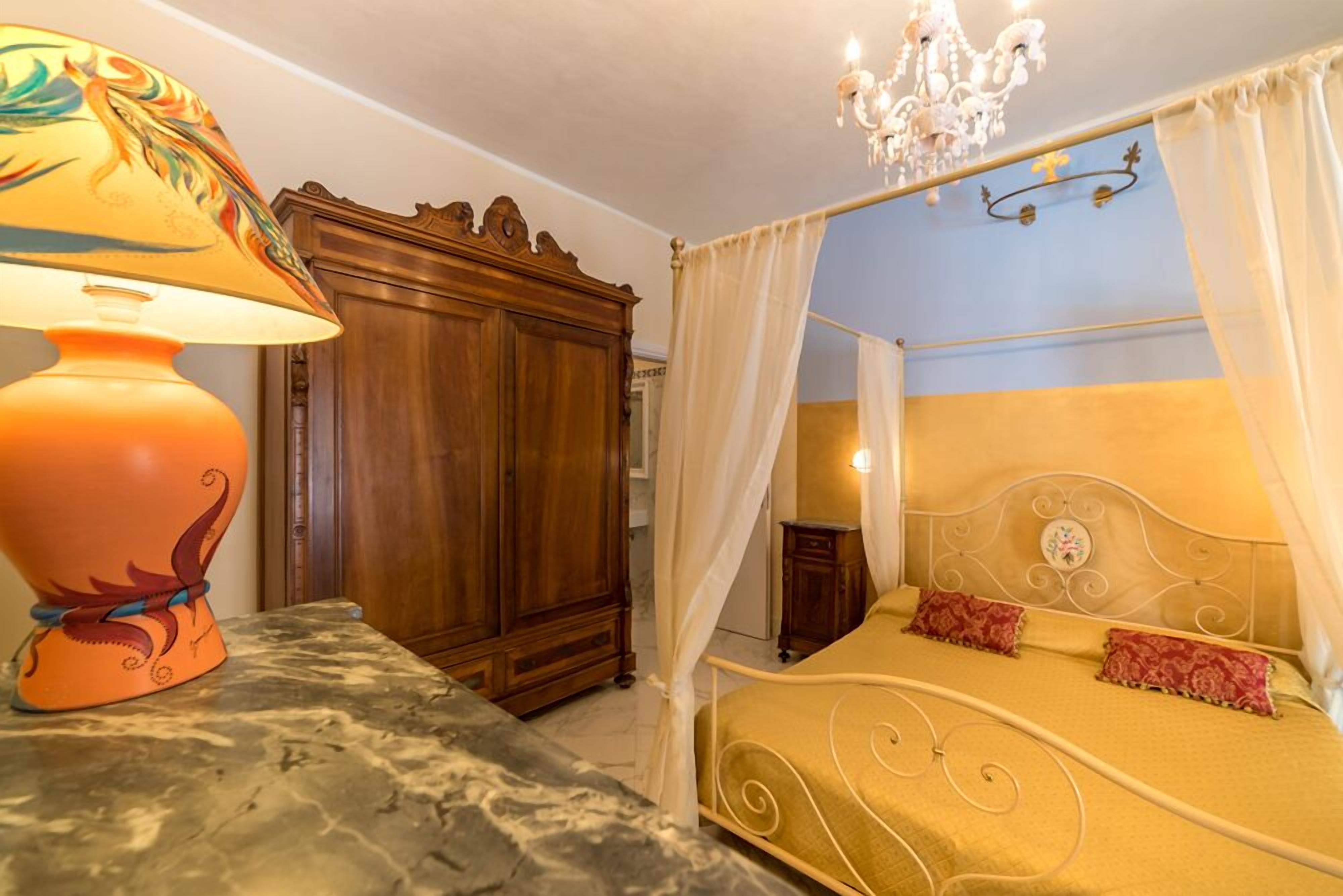 double room | in-room safe, individually decorated, blackout curtains, soundproofing