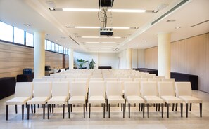 Meeting facility - Mas Sola (Santa Coloma de Farners)