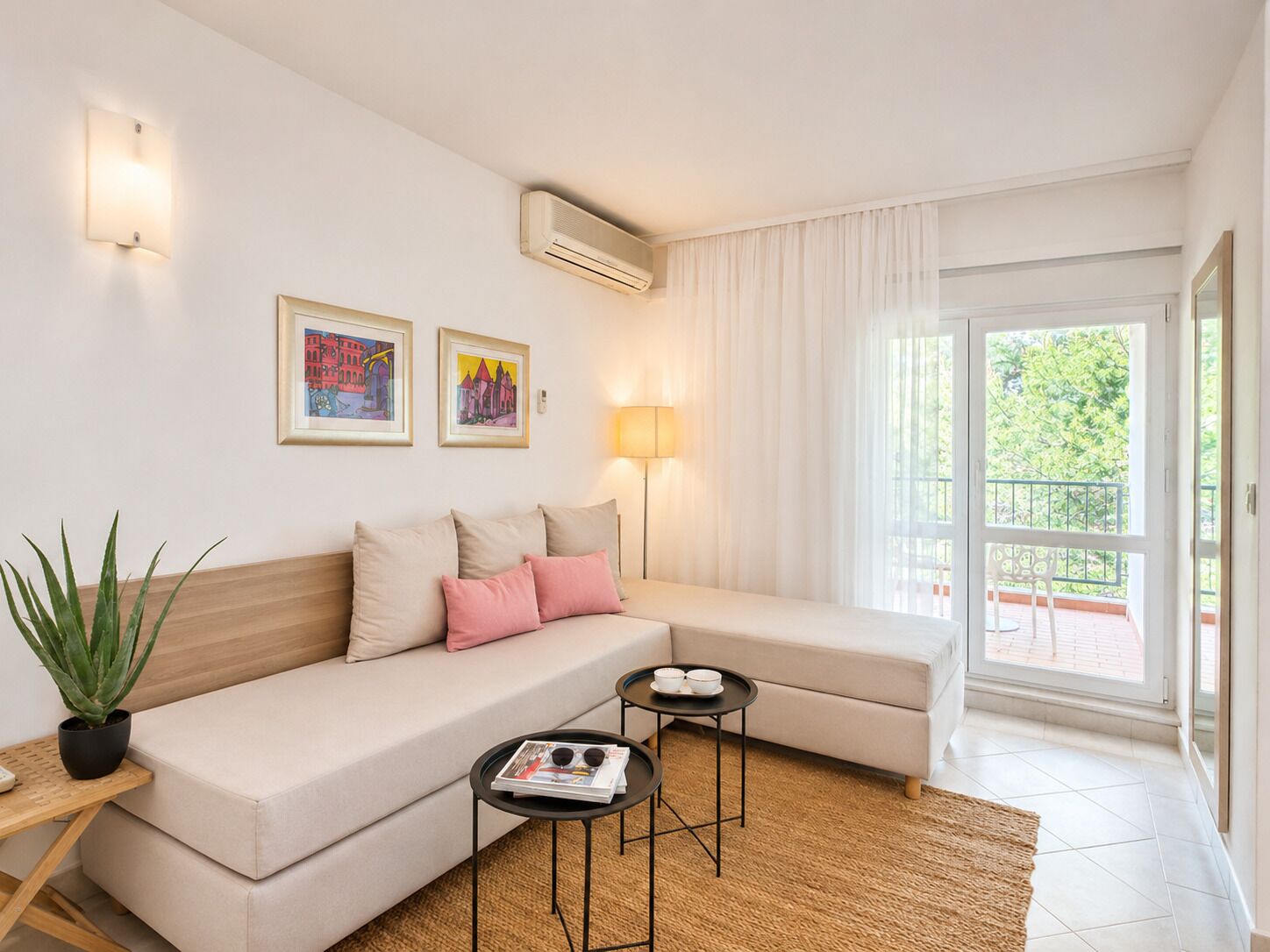 Standard Apartment | Living area | TV