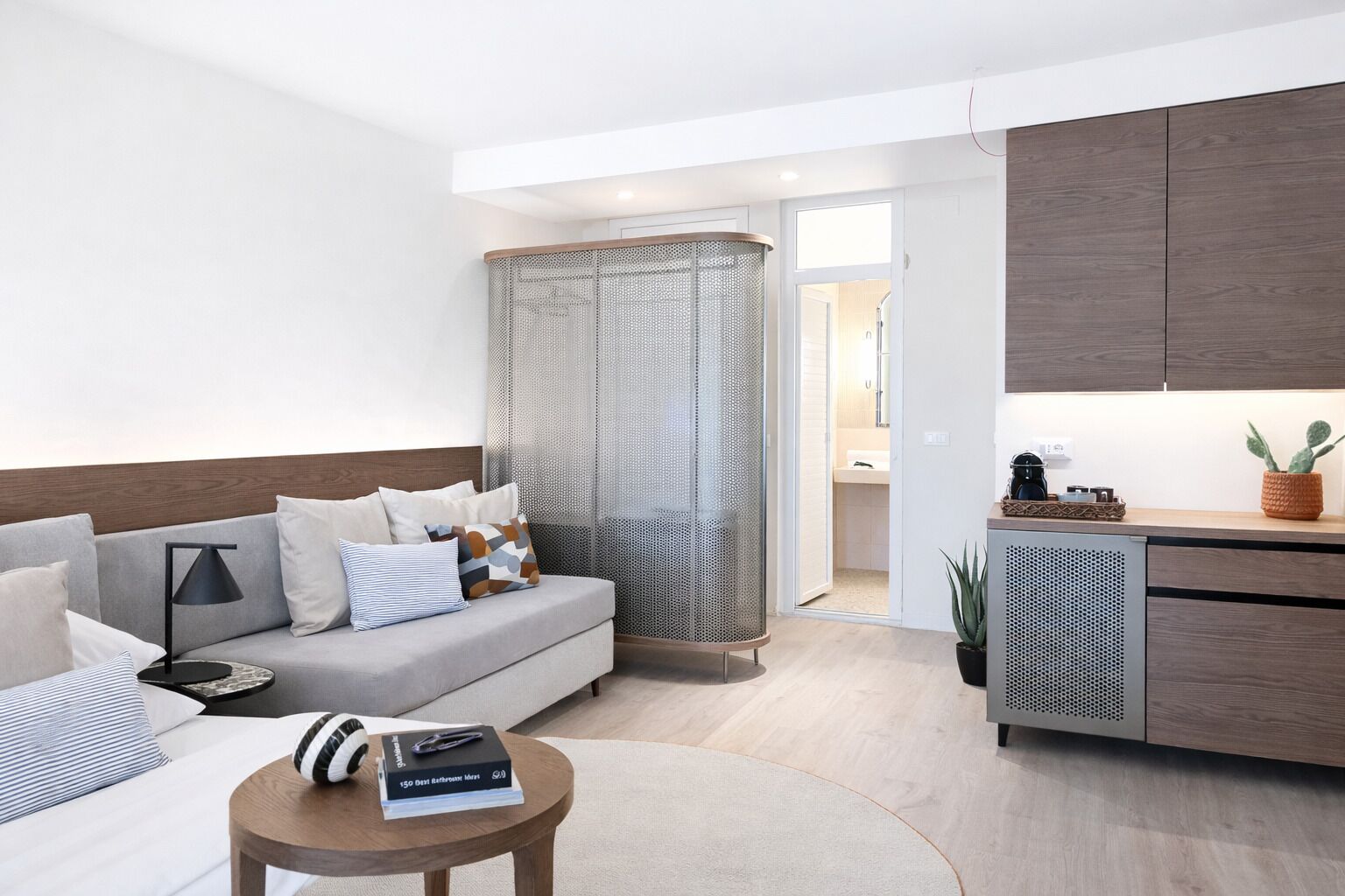 مكتب وستائر تعتيم وأسرّة أطفال/رضّع وواي فاي مجانًا