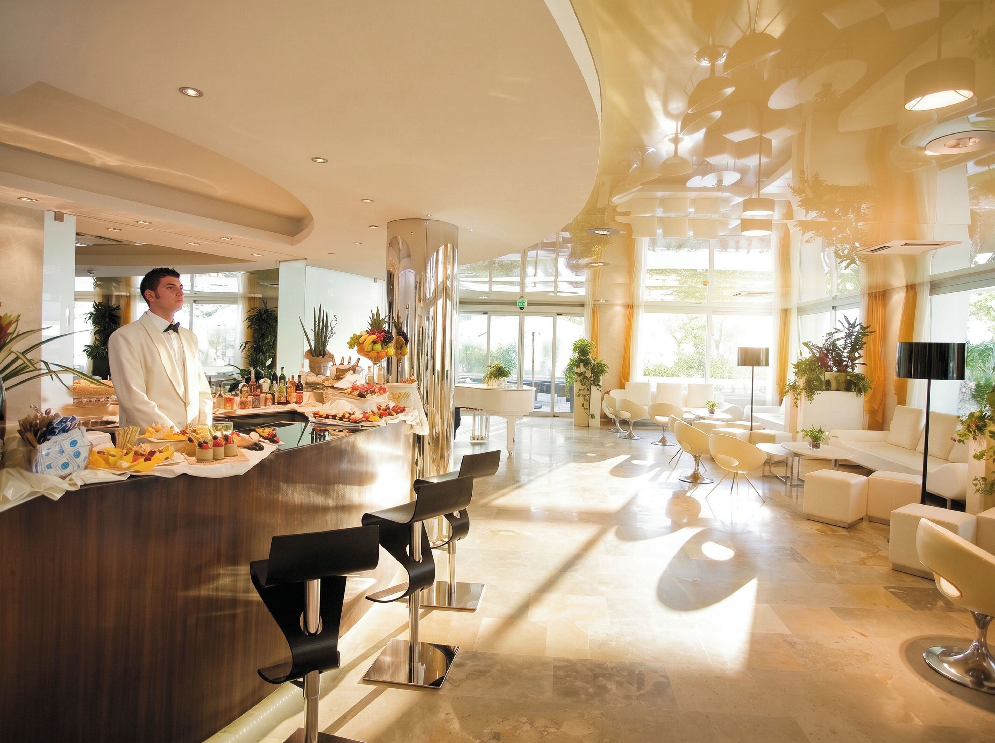 Lobby lounge