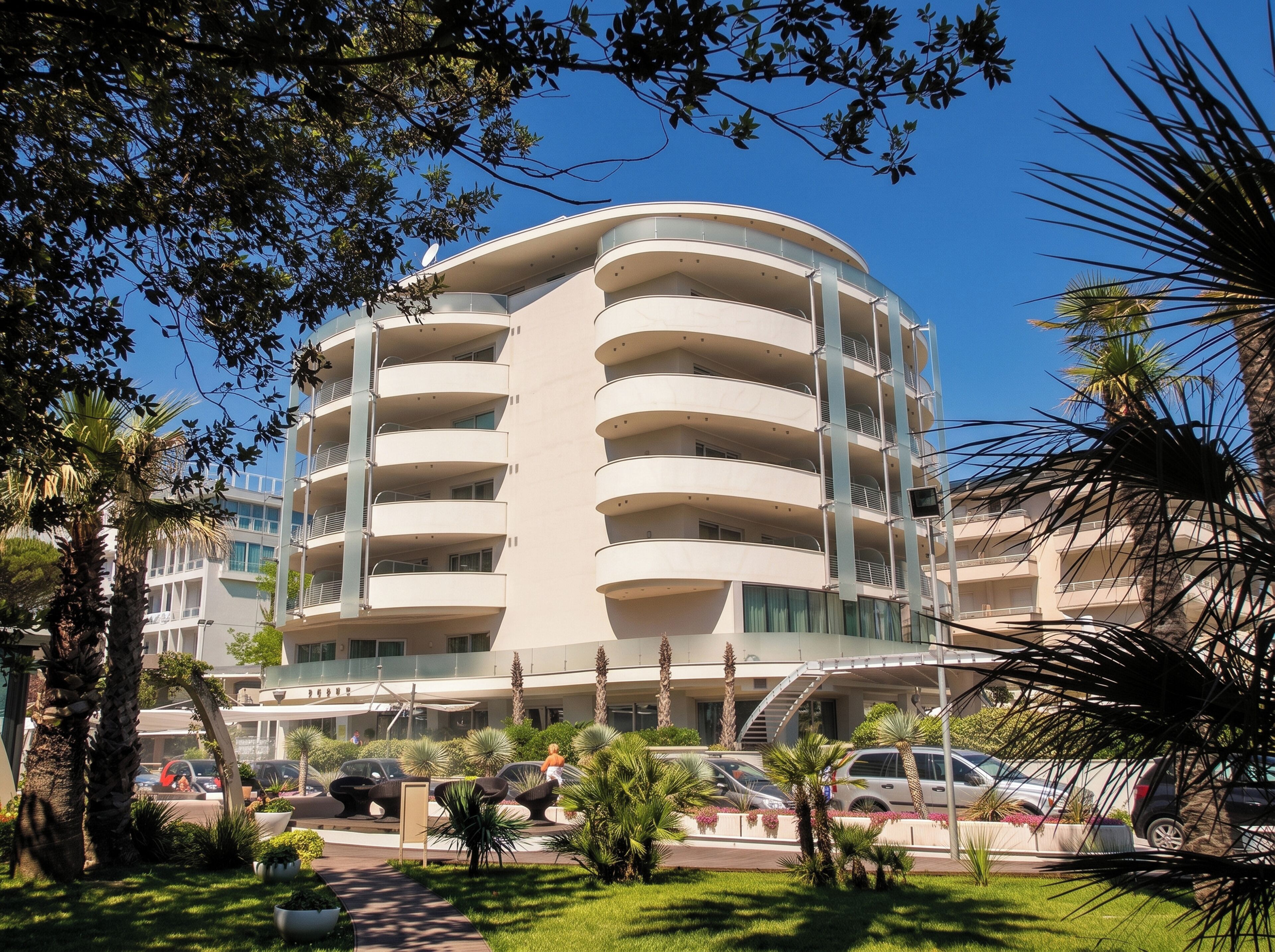 Photo - Hotel Premier & Suites