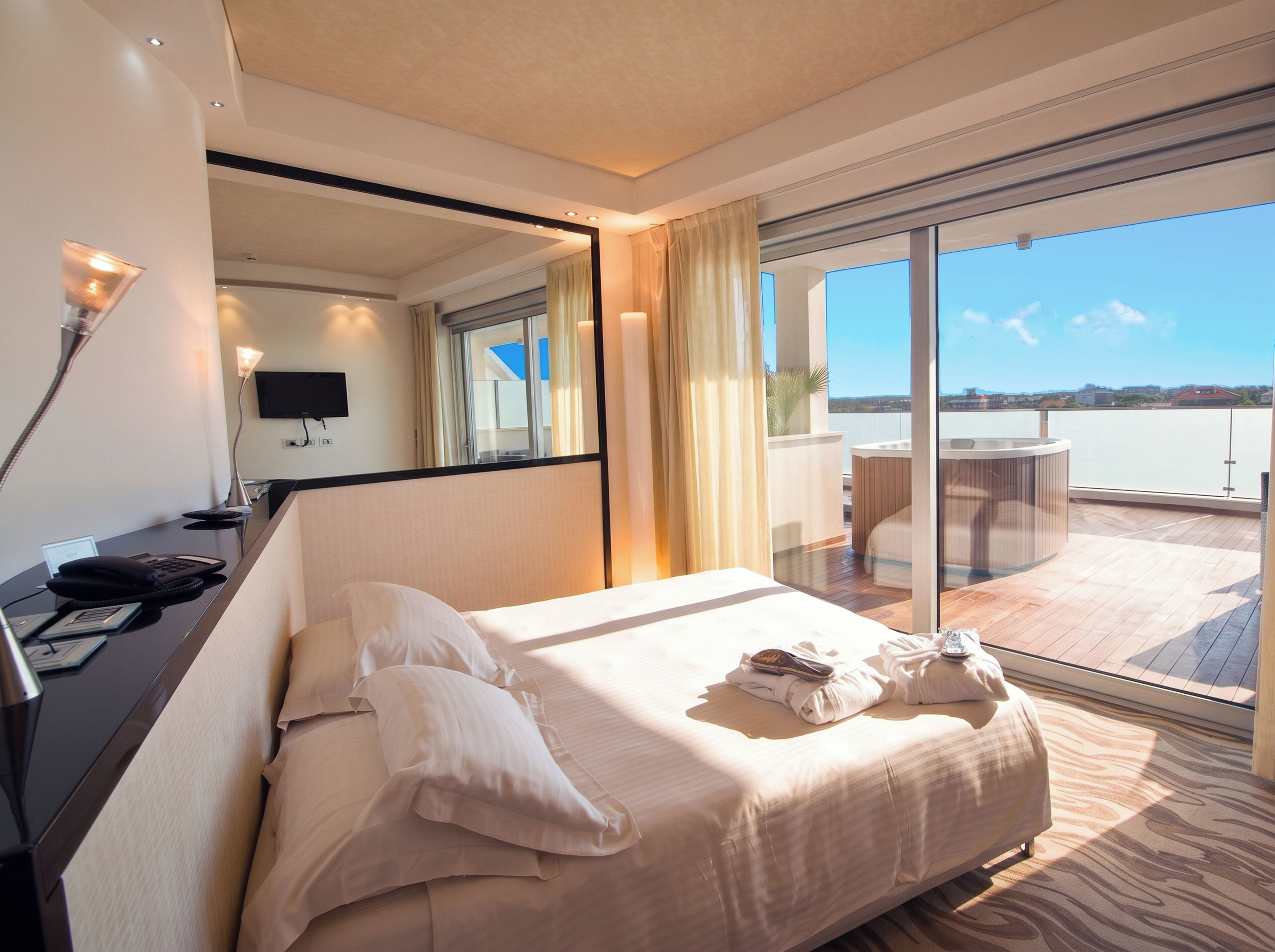 Photo - Hotel Premier & Suites