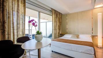 Down comforters, minibar, in-room safe, desk