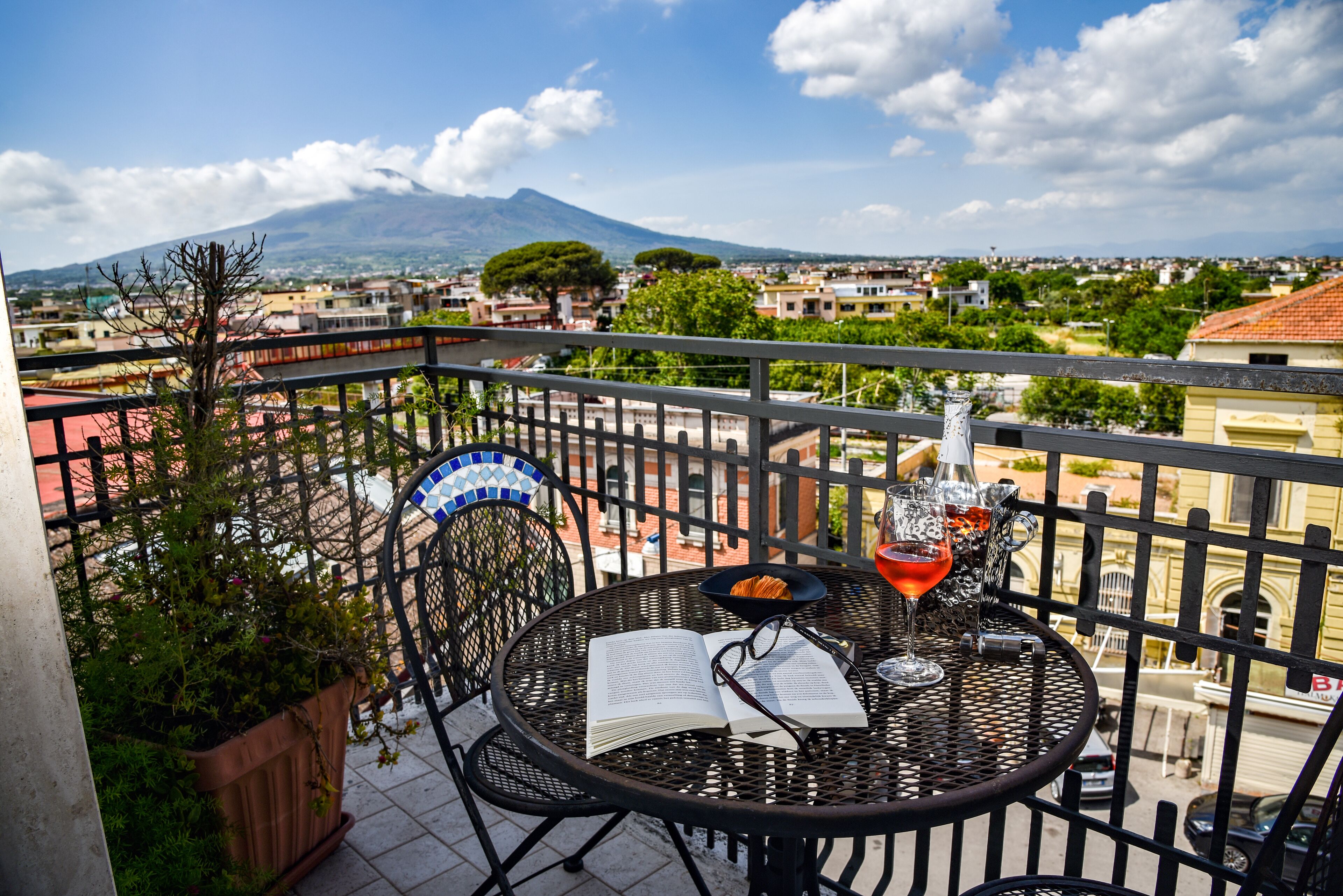 superior room | premium bedding, minibar, in-room safe, individually decorated